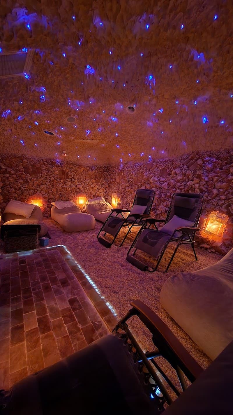 Shvaas Spa Salt Cave & Float Therapy - Photo 1
